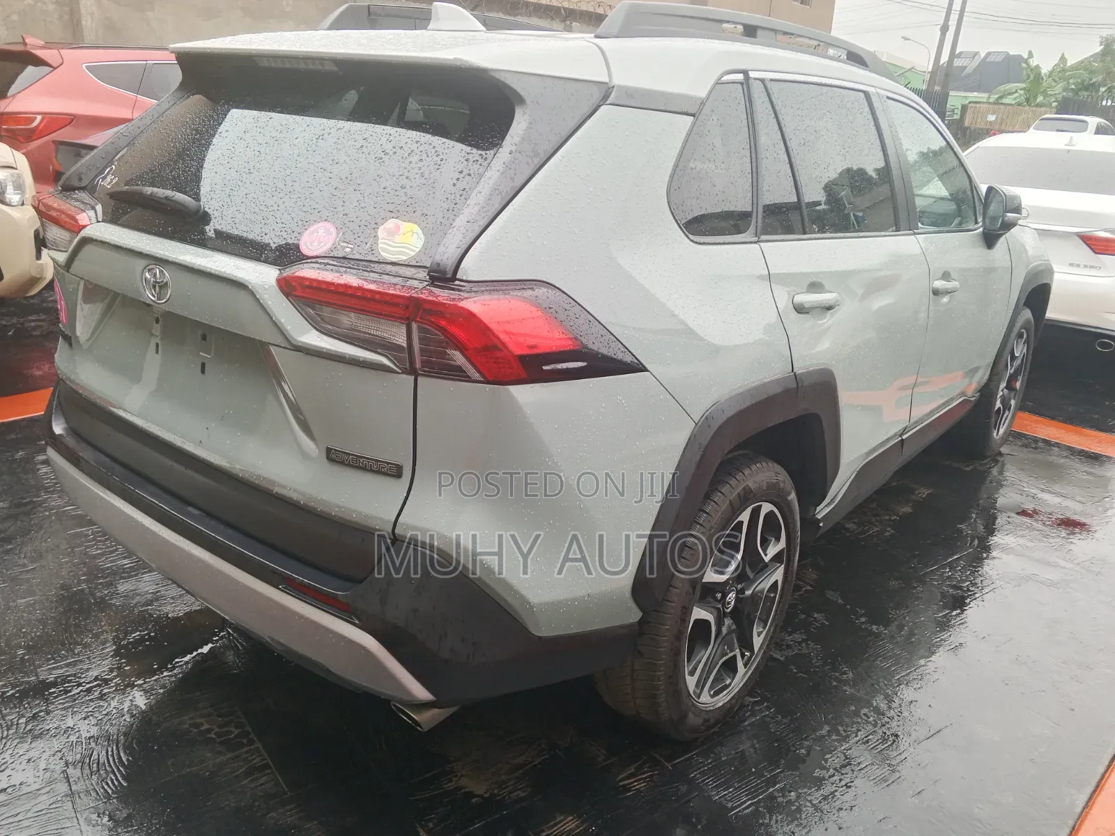Toyota RAV4 Adventure 2019 Green