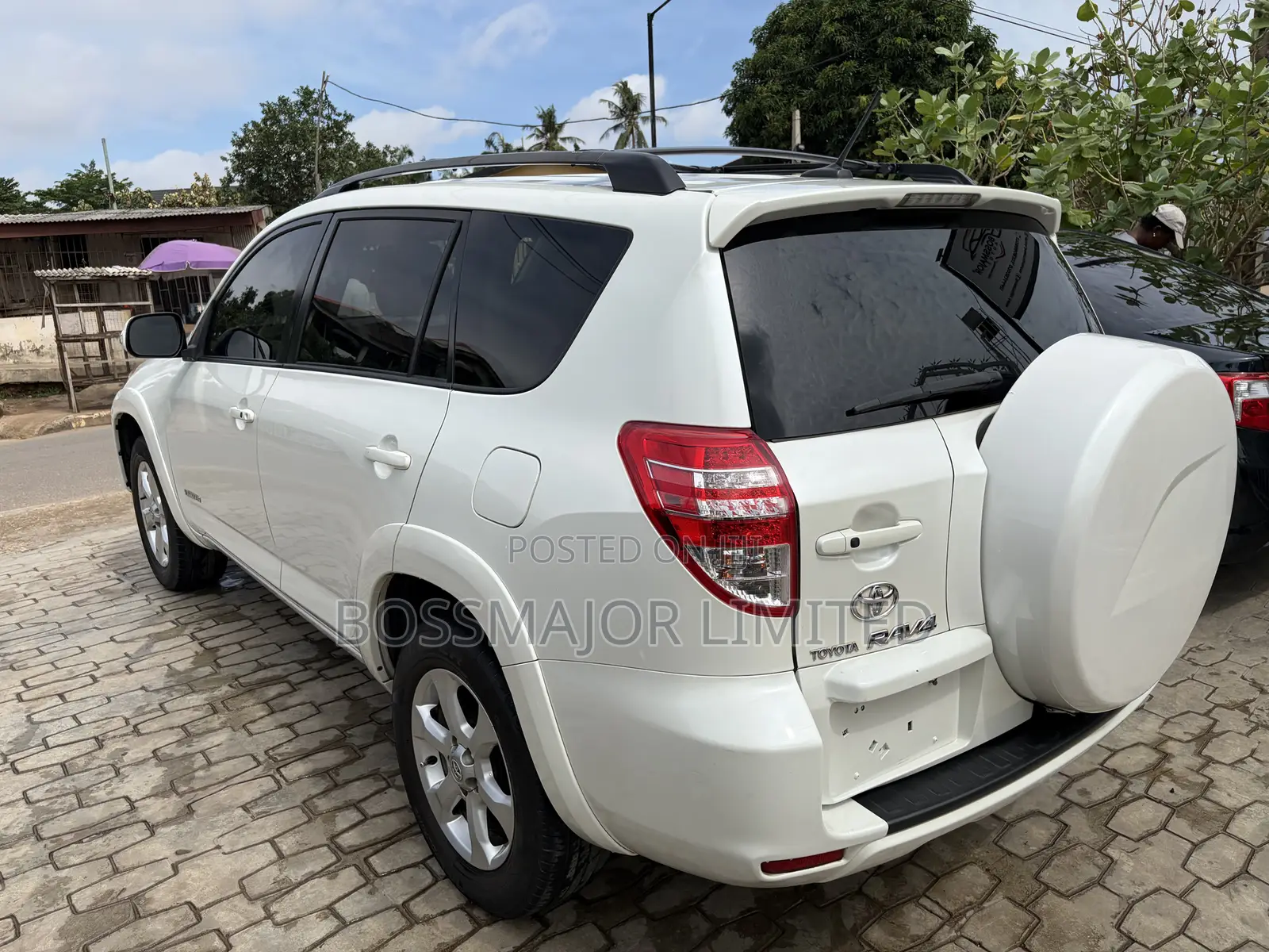 Toyota RAV4 Limited V6 4x4 2009 White