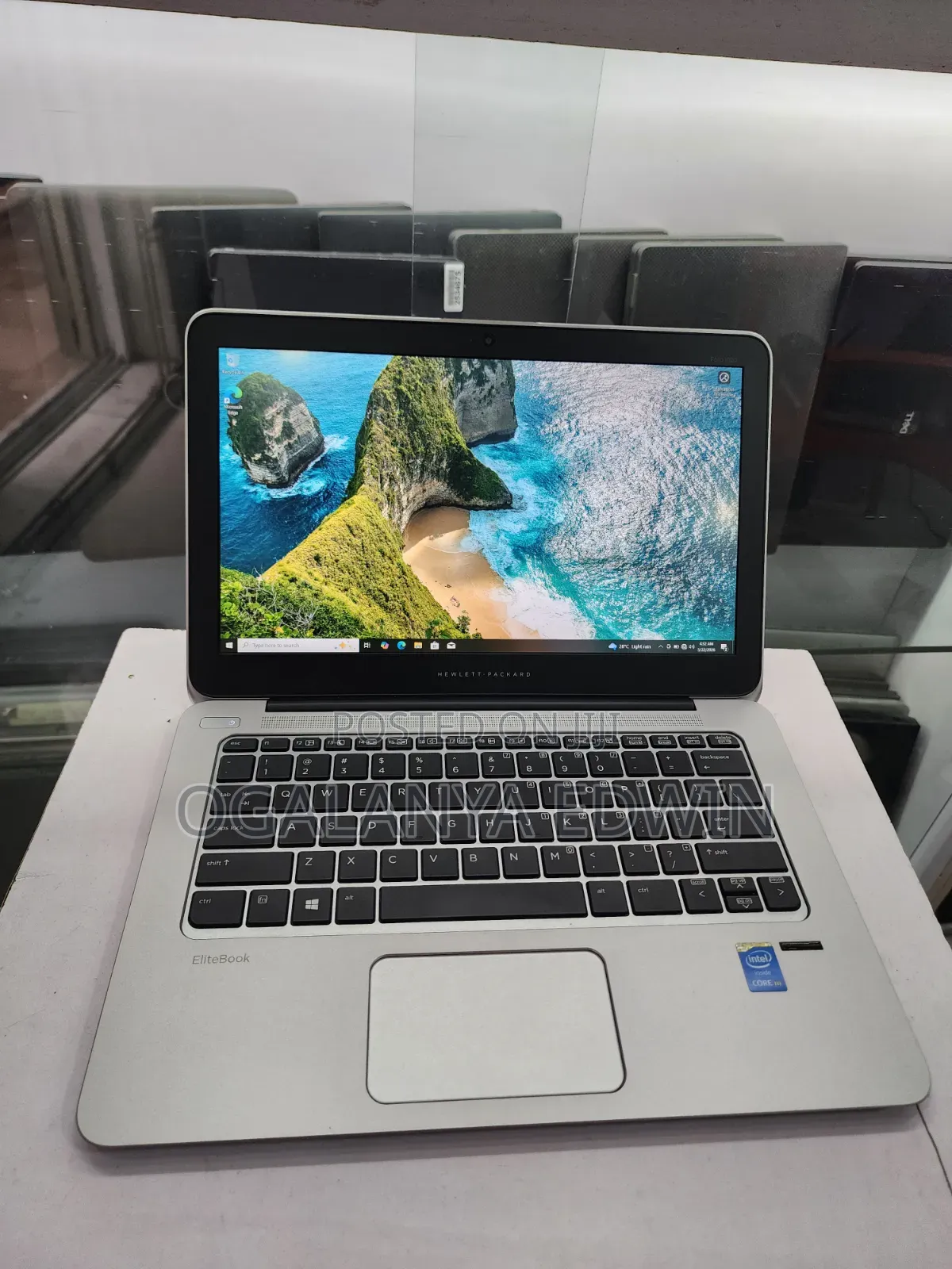 Laptop HP EliteBook 1030 G1 8GB Intel Core M SSD 128GB