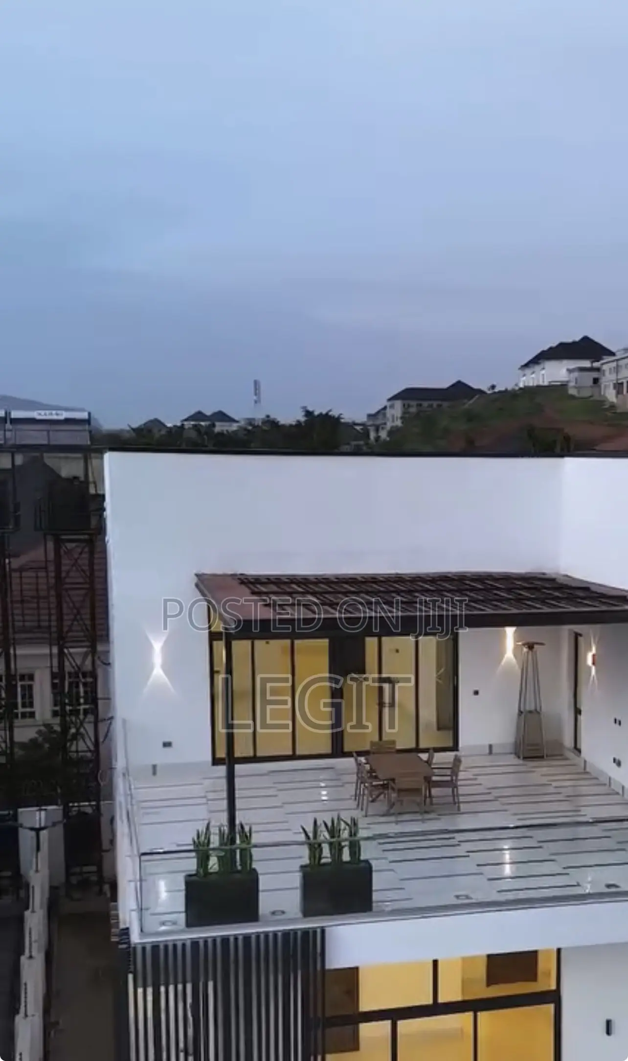 Furnished 8bdrm Mansion in Asokoro for sale