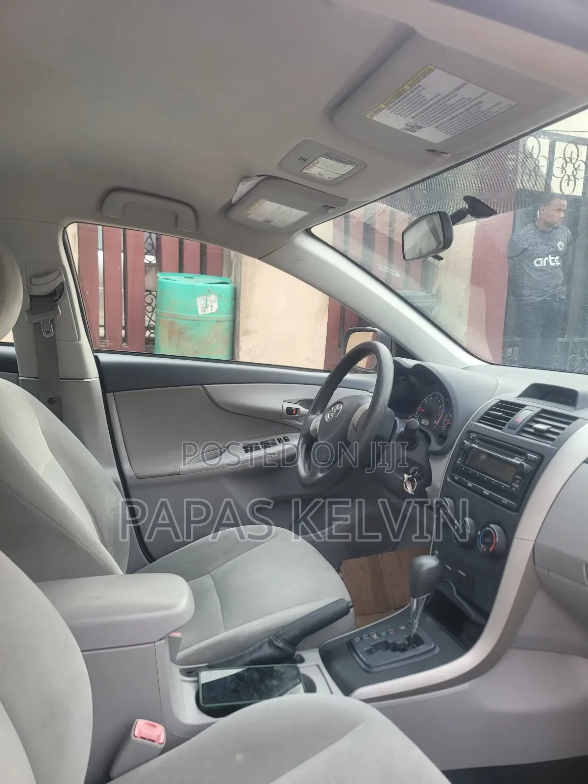 Toyota Corolla LE 4dr Sedan (1.8L 4cyl 4A) 2013 Blue