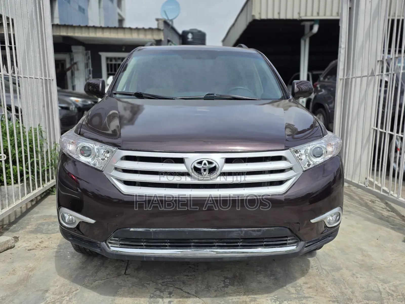 Toyota Highlander Limited 3.5l 4WD 2013 Burgundy