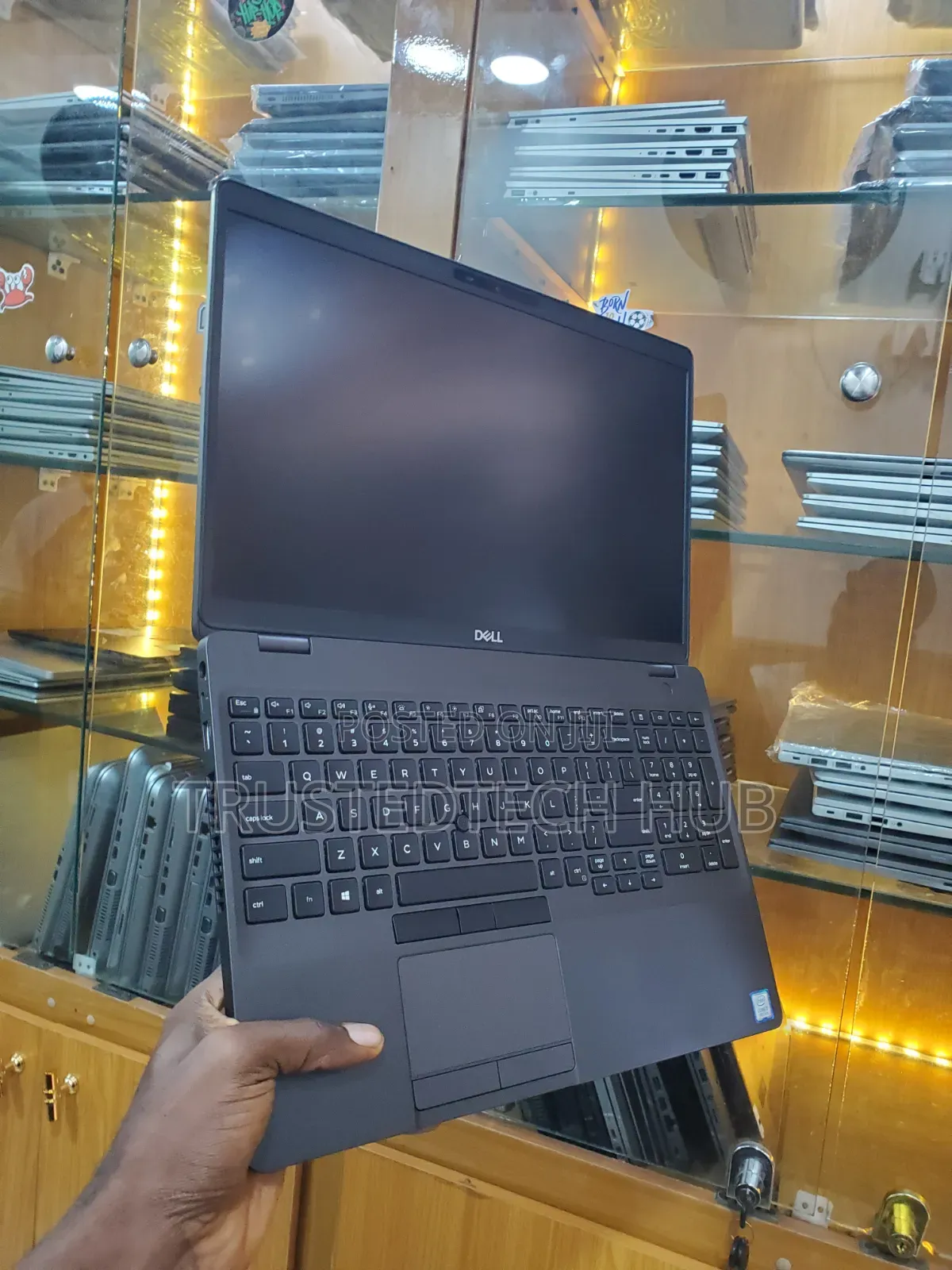 Laptop Dell Precision 3541 8GB Intel Core i7 SSD 256GB