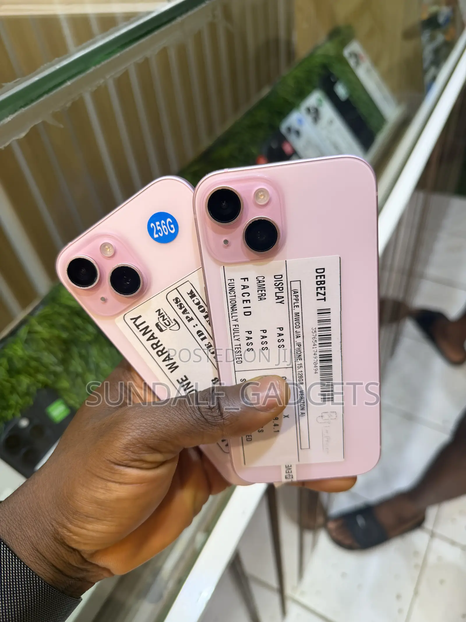 Apple iPhone 15 128 GB Pink