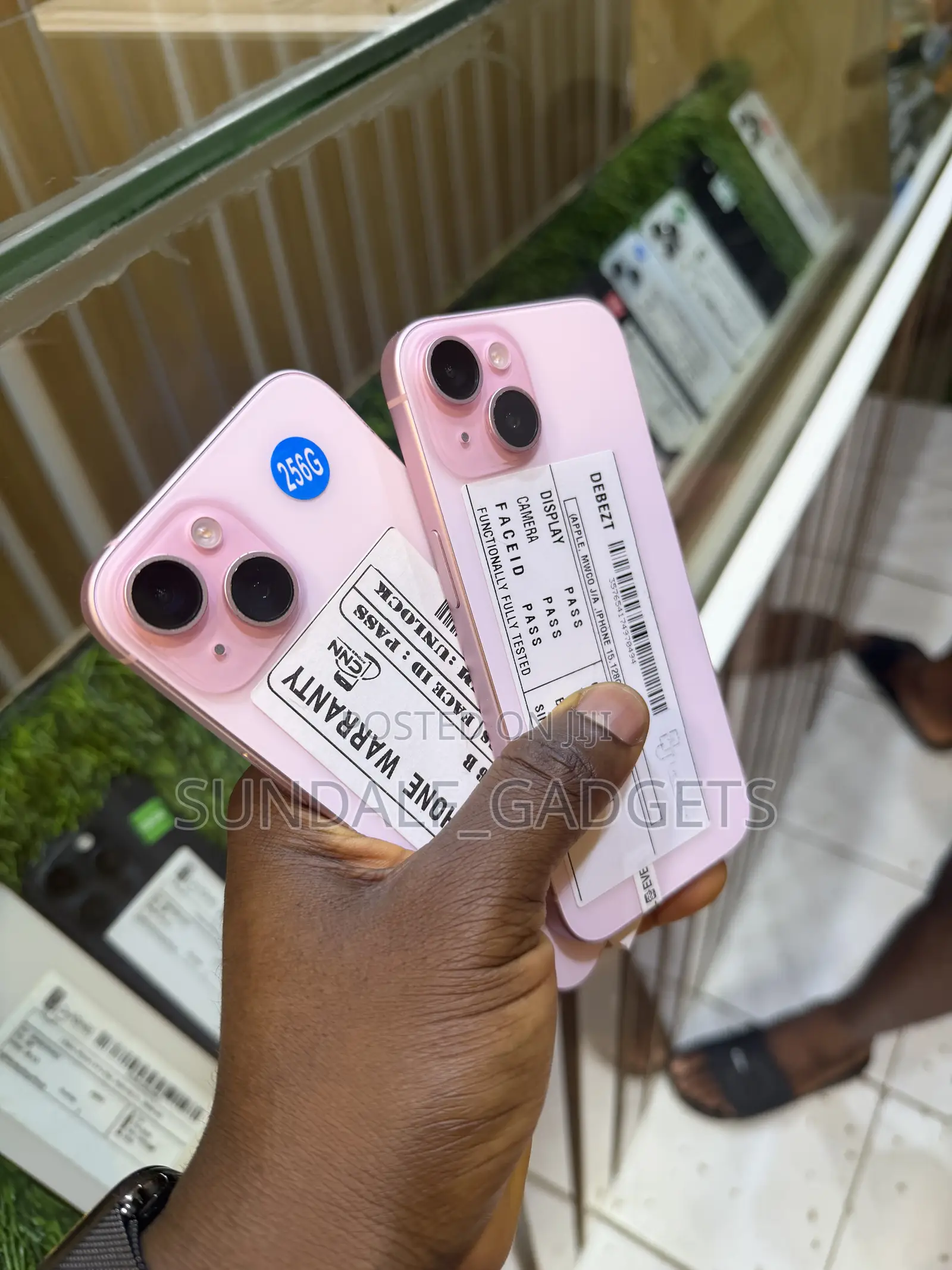 Apple iPhone 15 128 GB Pink
