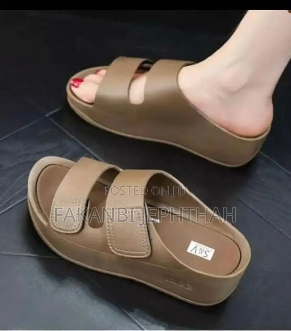 Quality Ladies/Women Palm Available