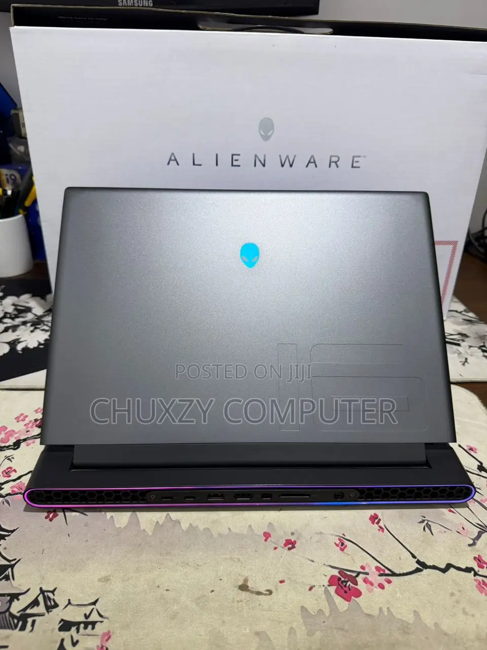 New Laptop Alienware M16 R1 32GB AMD Ryzen 9 SSD 1T