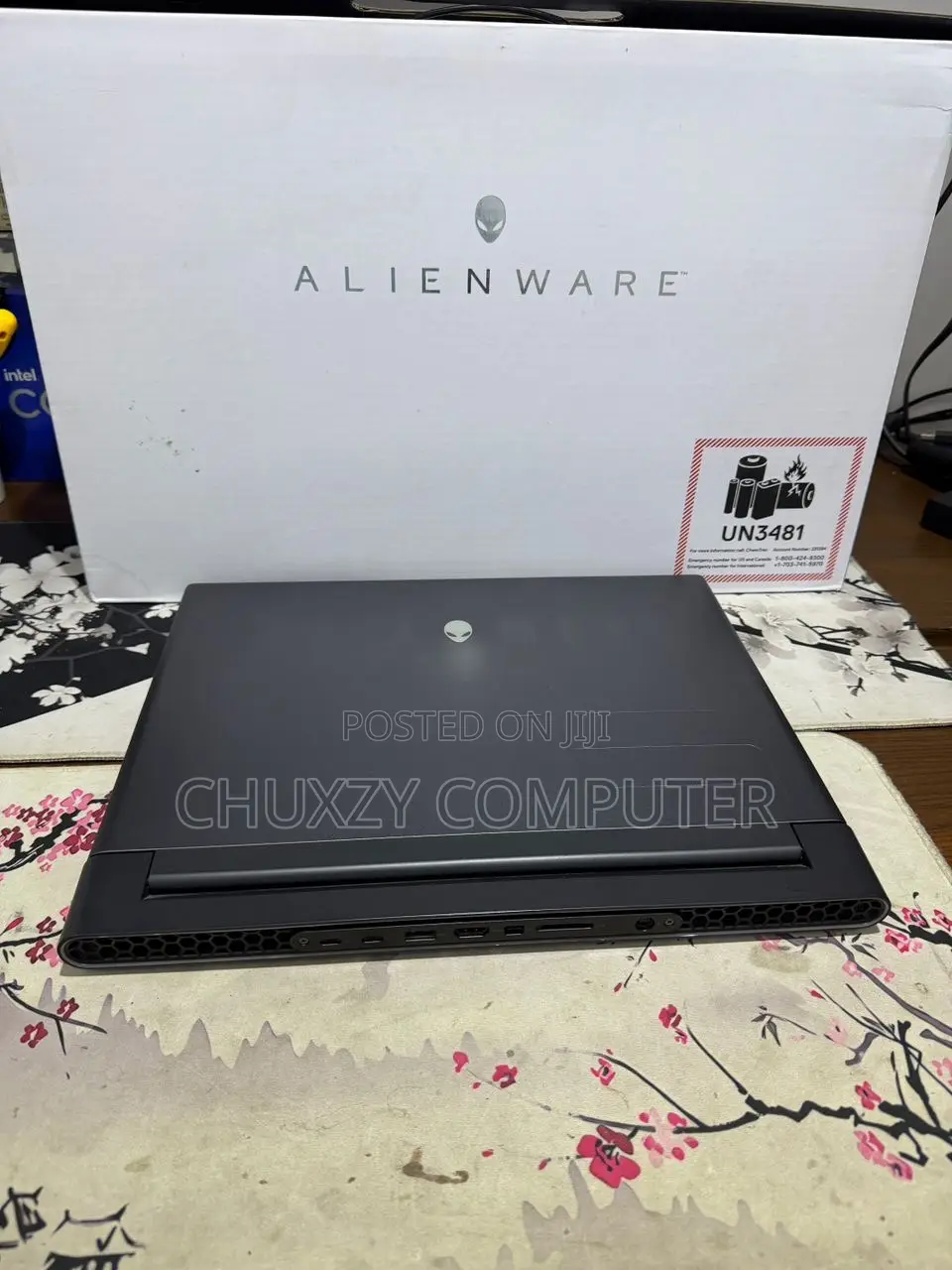 New Laptop Alienware M16 R1 32GB AMD Ryzen 9 SSD 1T
