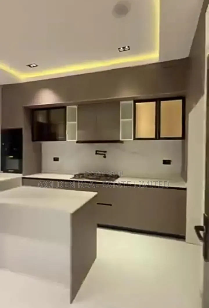 3bdrm Apartment in Jahi for sale