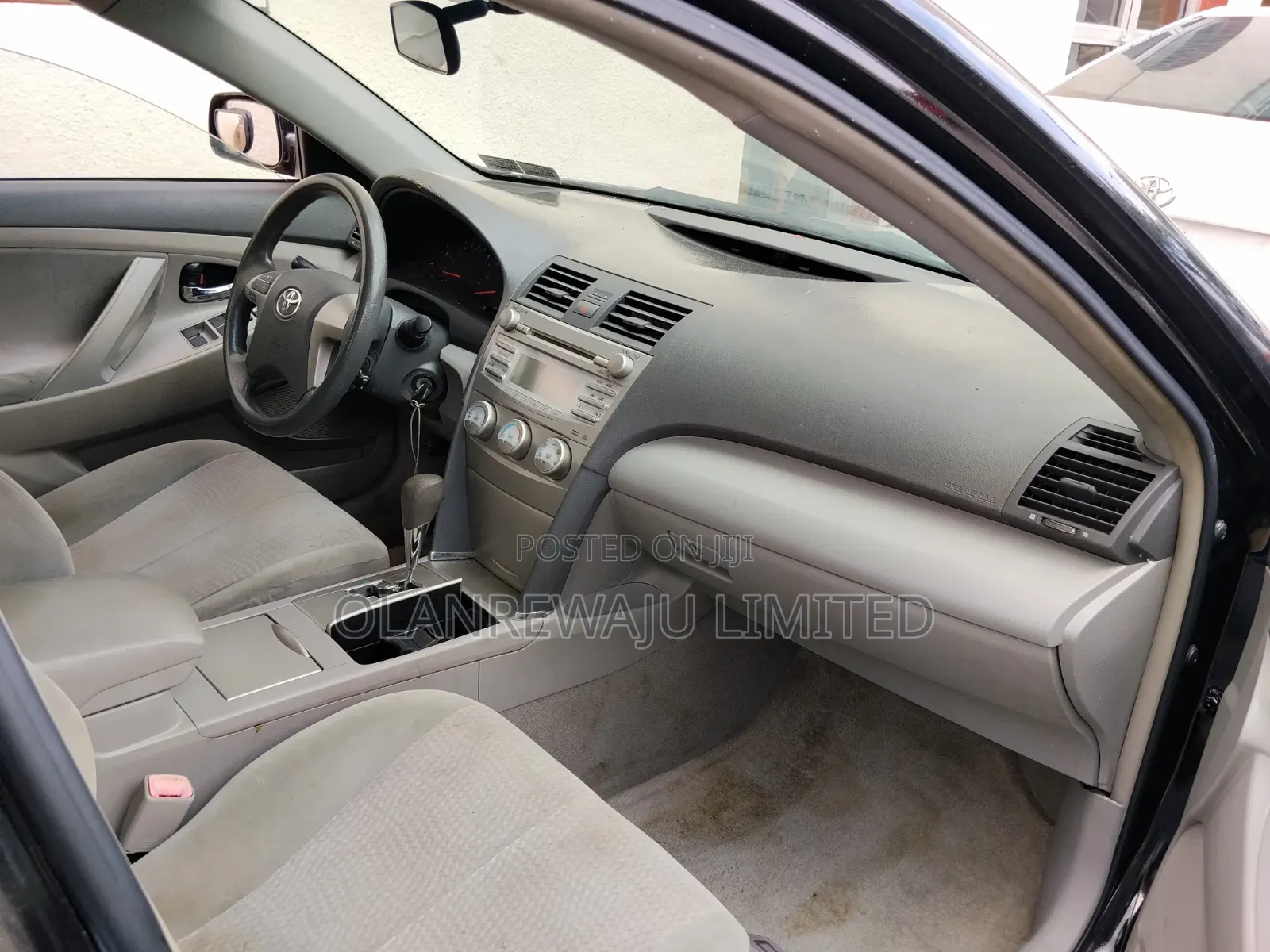 Toyota Camry LE 4dr Sedan (2.5L 4cyl 6AM) 2010 Black