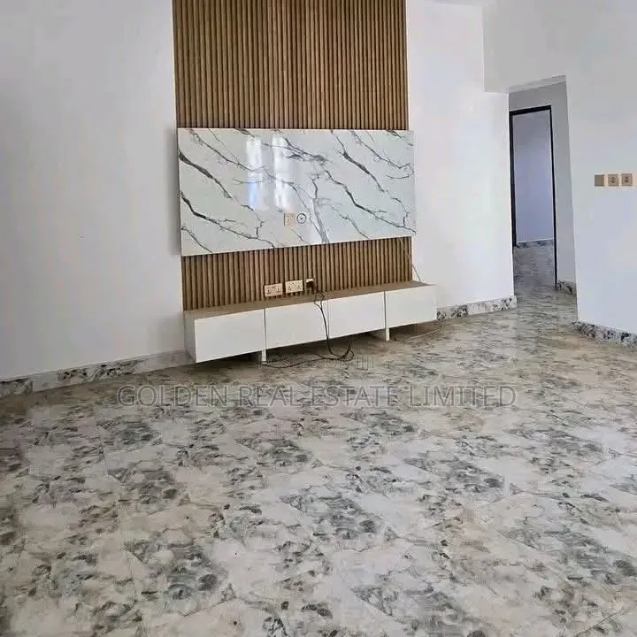 4bdrm Duplex in Lokogoma for sale