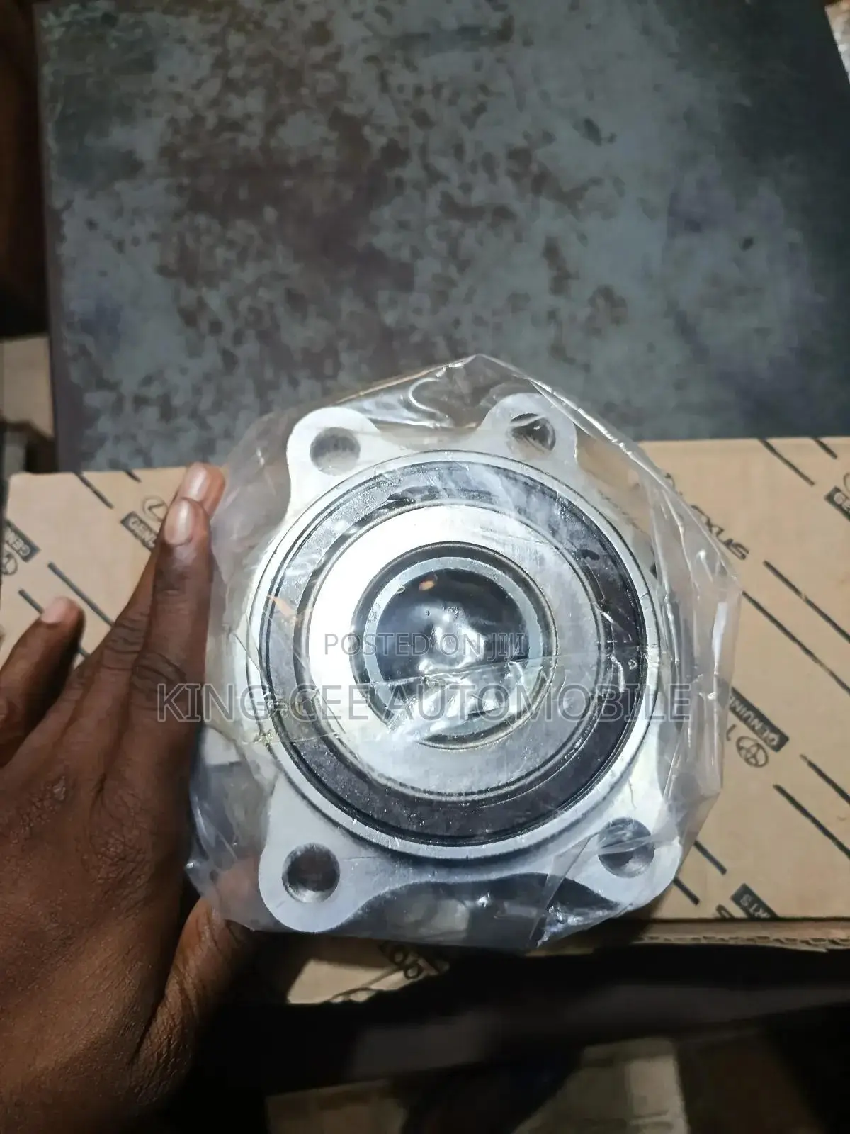 Front Hub Toyota Rav4 2006-2018, Corolla 2008-2018