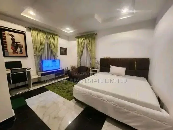 6bdrm Duplex in Dawaki for sale