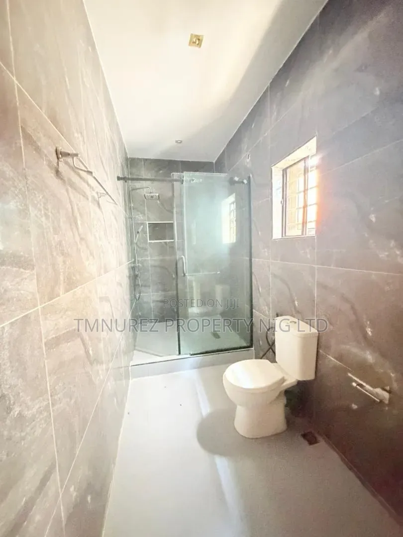 4bdrm Duplex in GRA Phase 1 for sale