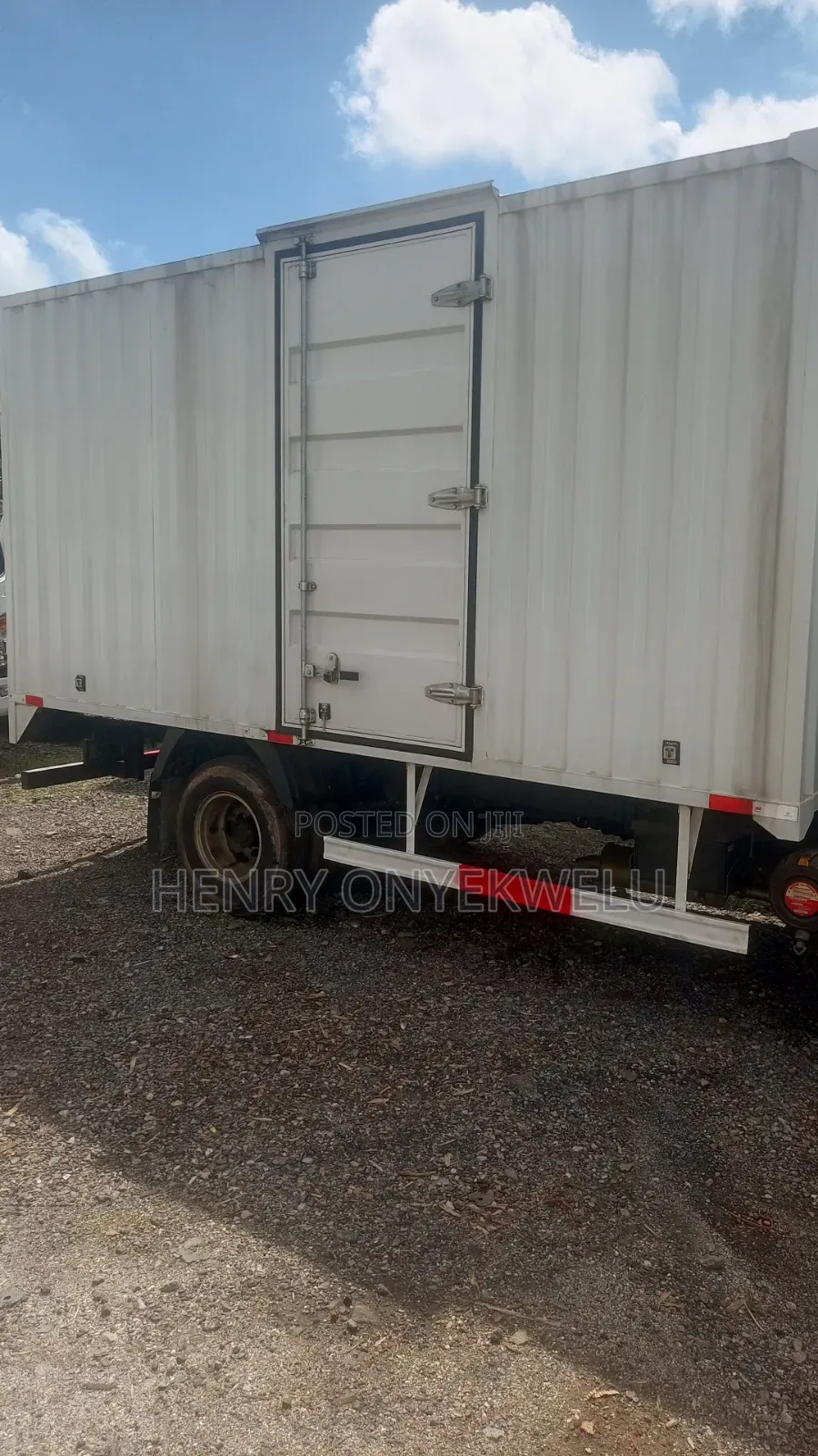 5 Tons Covered Body Howo