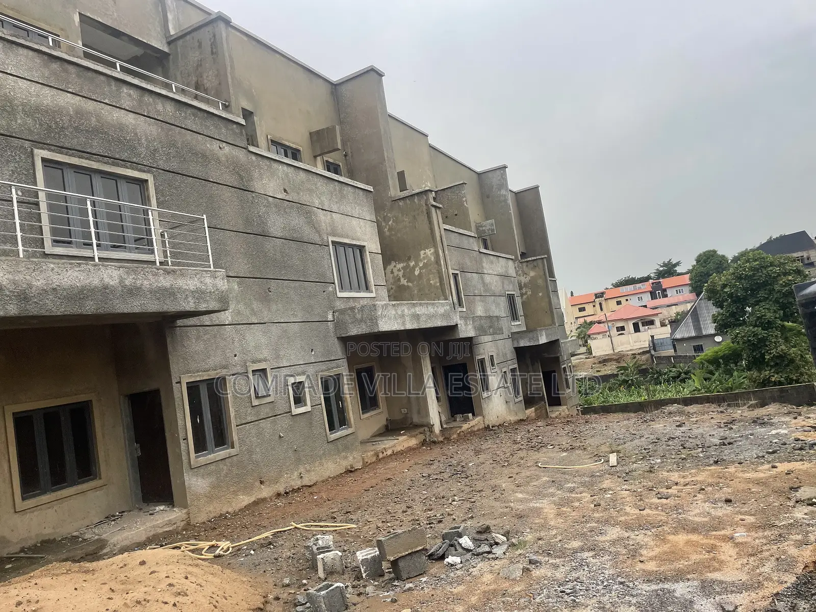 4bdrm Duplex in Life Camp for sale