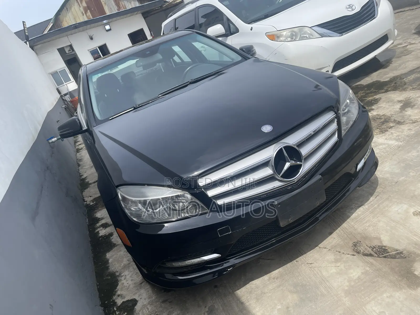 Mercedes-Benz C300 2009 Black