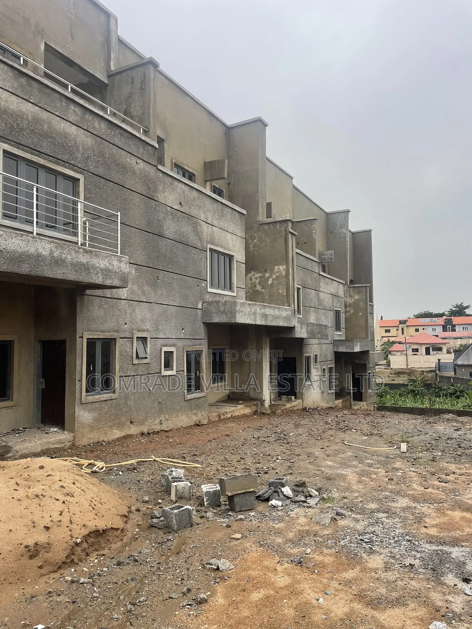 4bdrm Duplex in Life Camp for sale