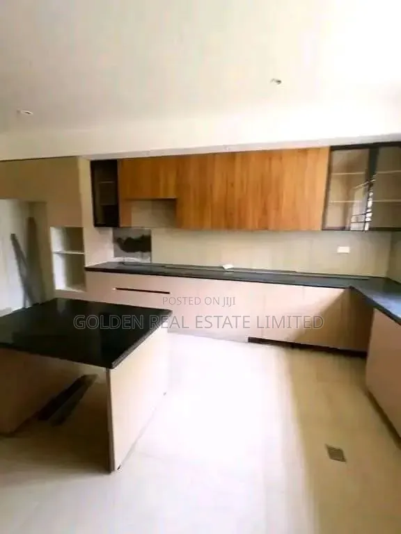 5bdrm Duplex in Katampe Extension for sale