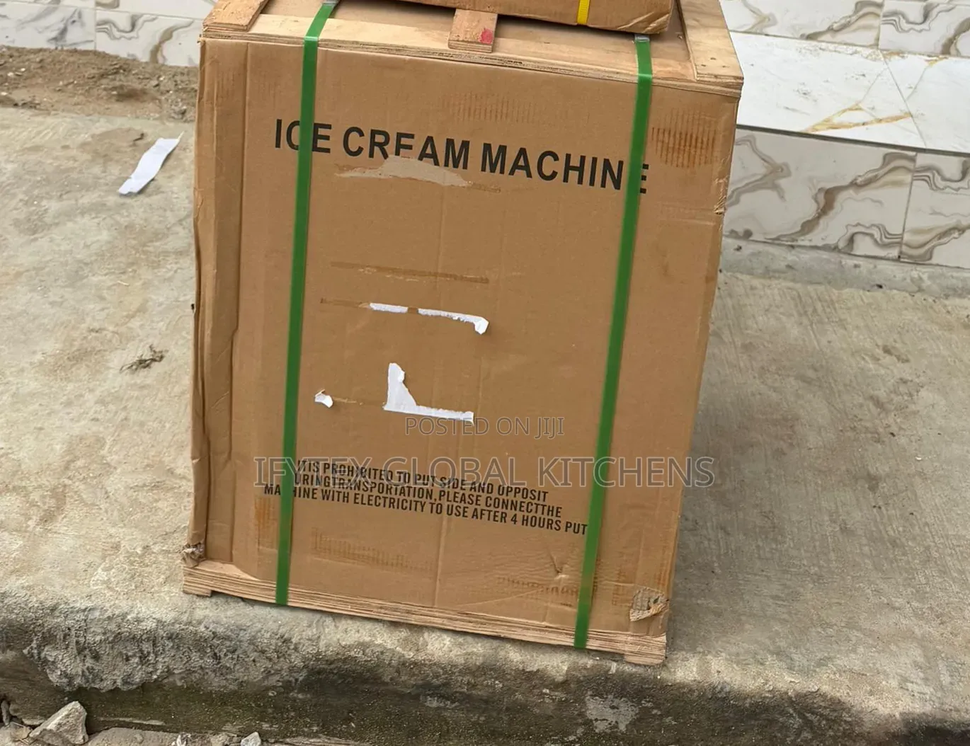 Black 3 Handle Ice Cream