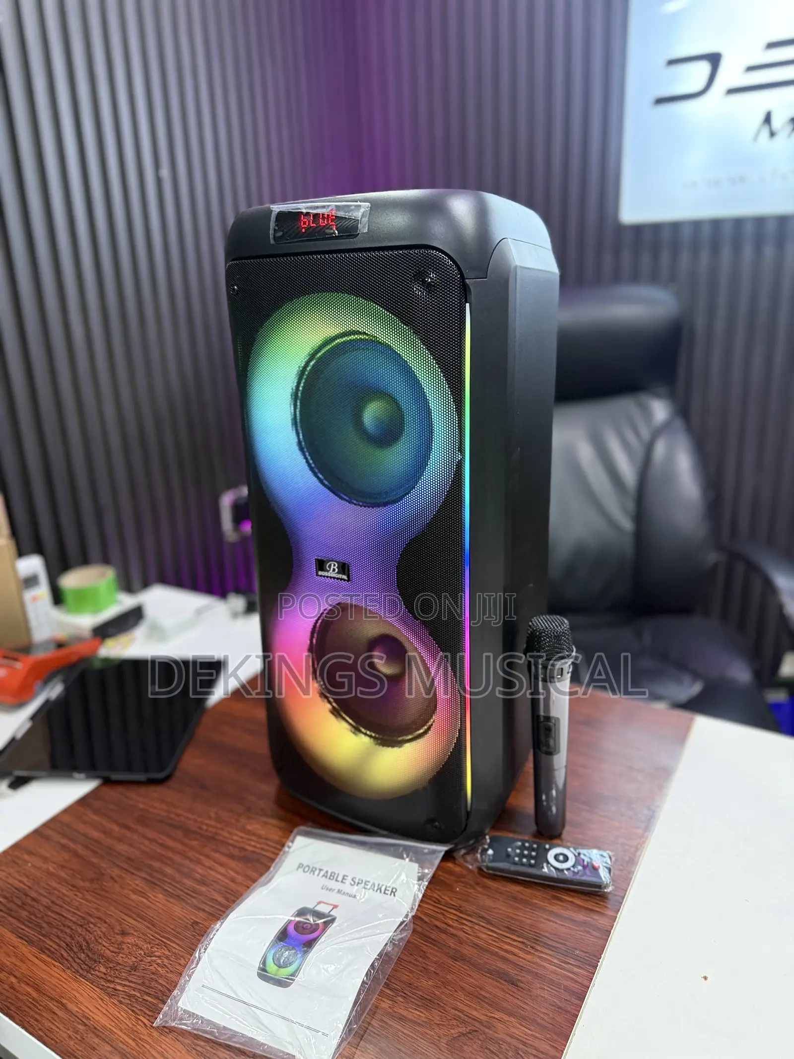 Boss Digital Dr8830 Partybox Karaoke Speaker With Mic