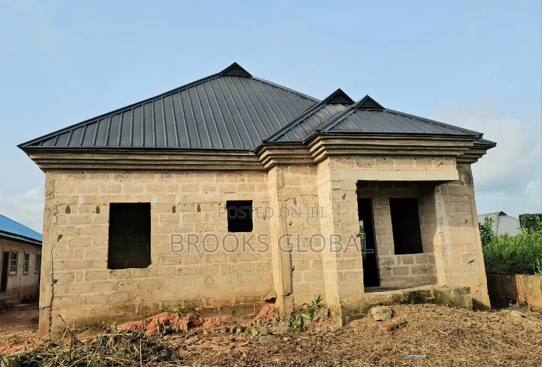 2bdrm Block Of Flats In Benin City For Sale