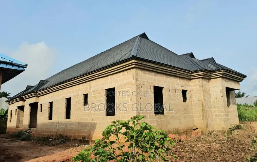 2bdrm Block Of Flats In Benin City For Sale