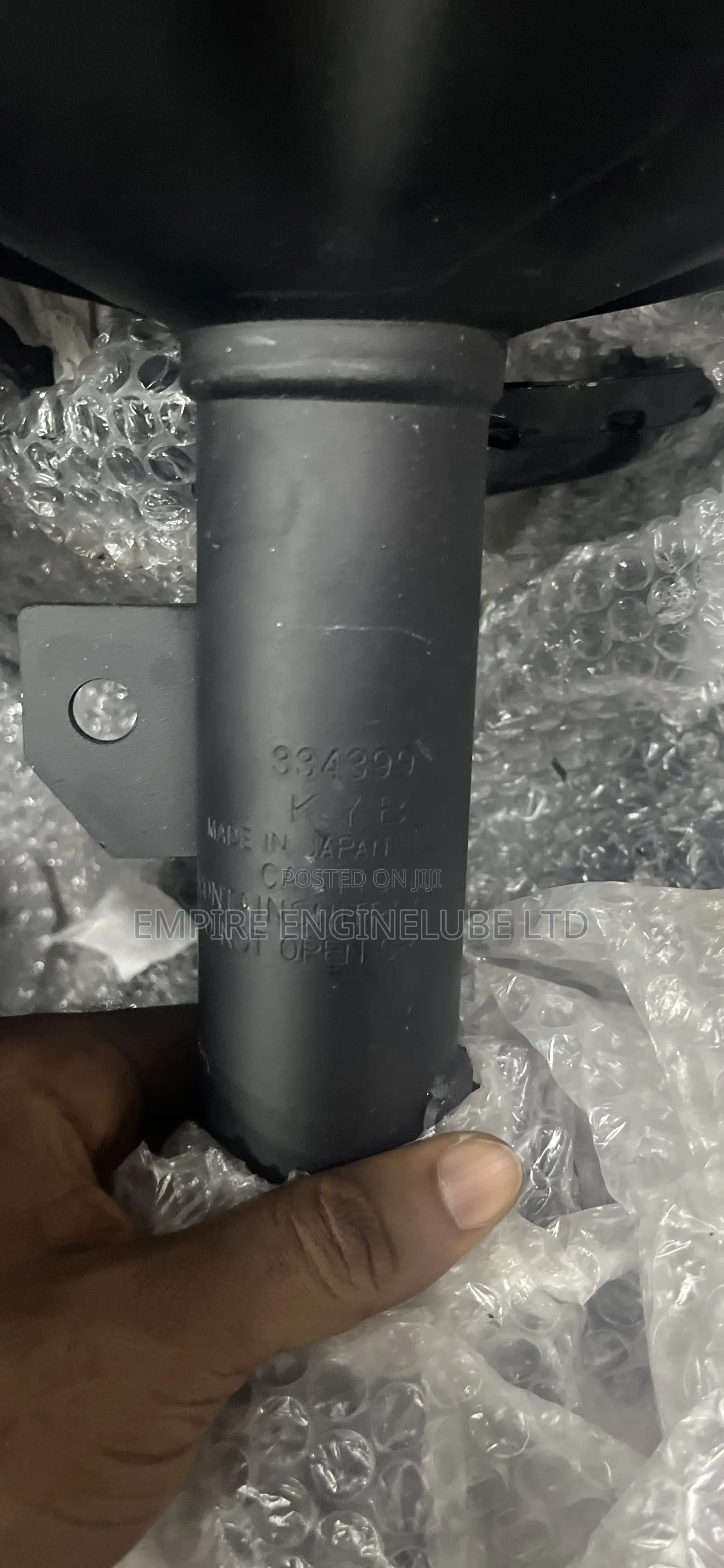 Kyb Shock Absorber Corolla,Rx350sensor,Highlander(Front and Back)