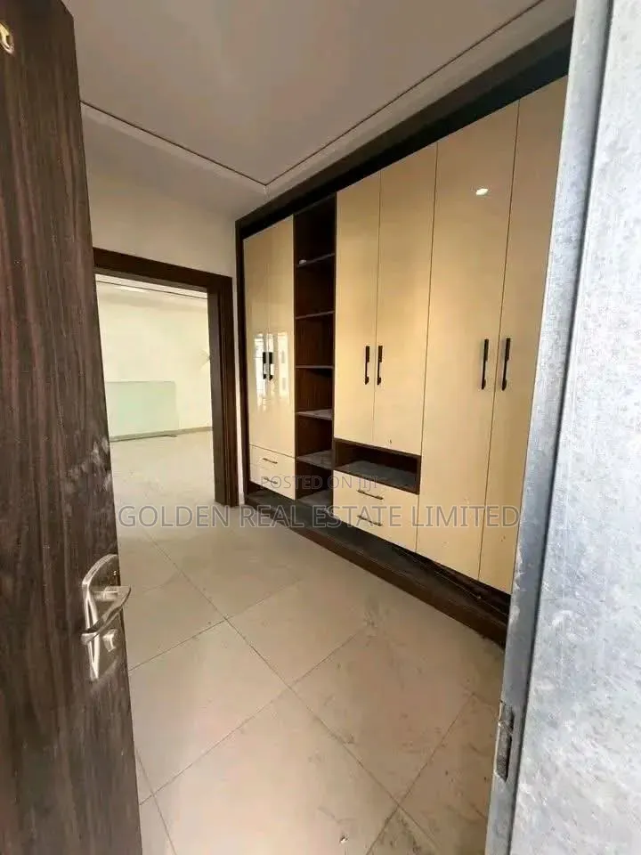 5bdrm Duplex in Wuye for sale