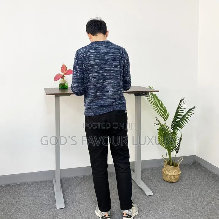 Mordern Design Standing Gaming/Computer Table