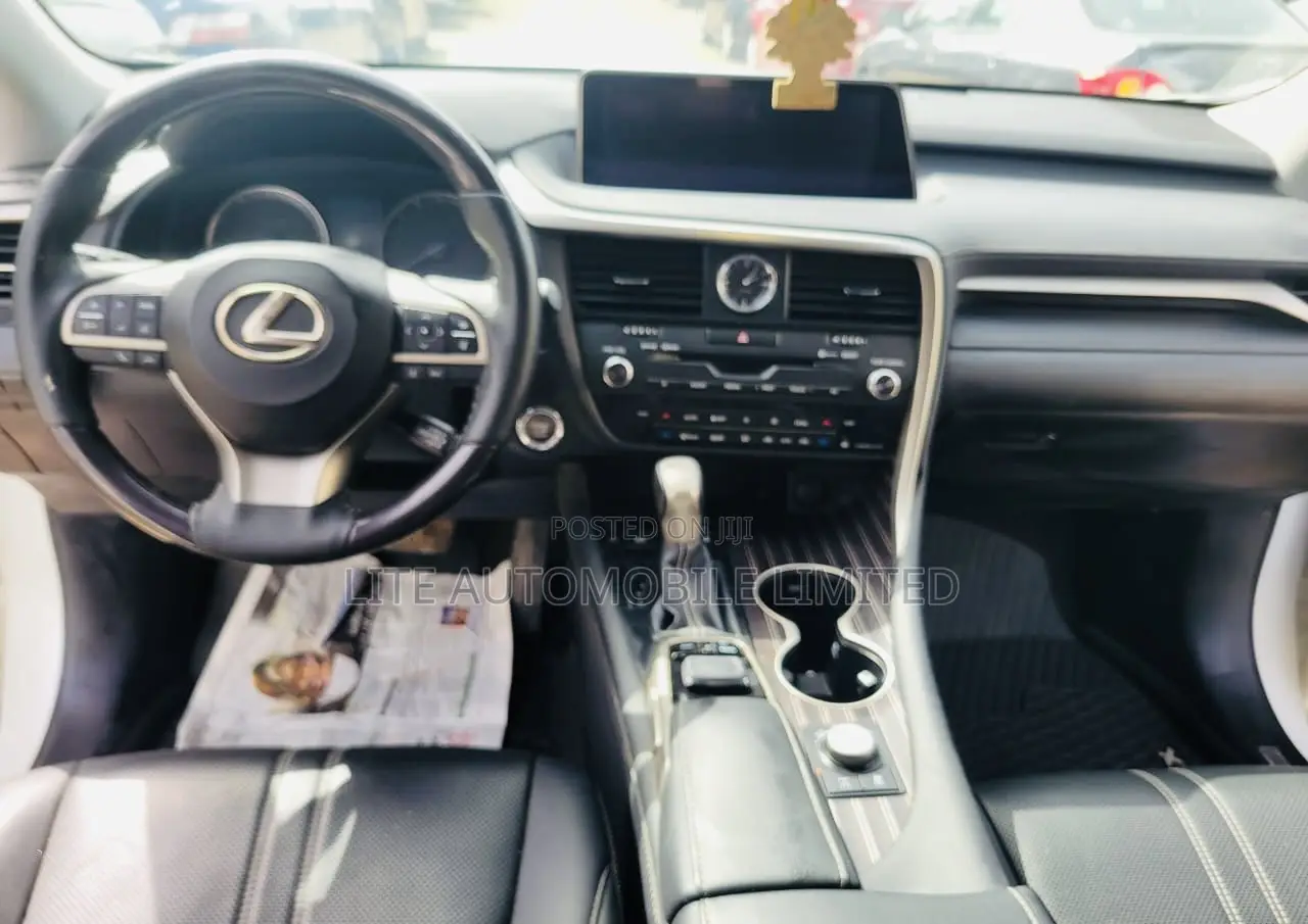 Lexus RX 350 FWD 2018 White