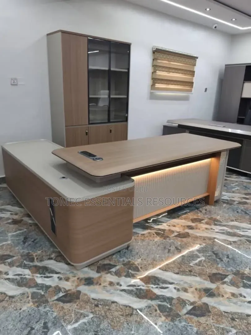 Imported Quality Executive Office Table With Bookshelf