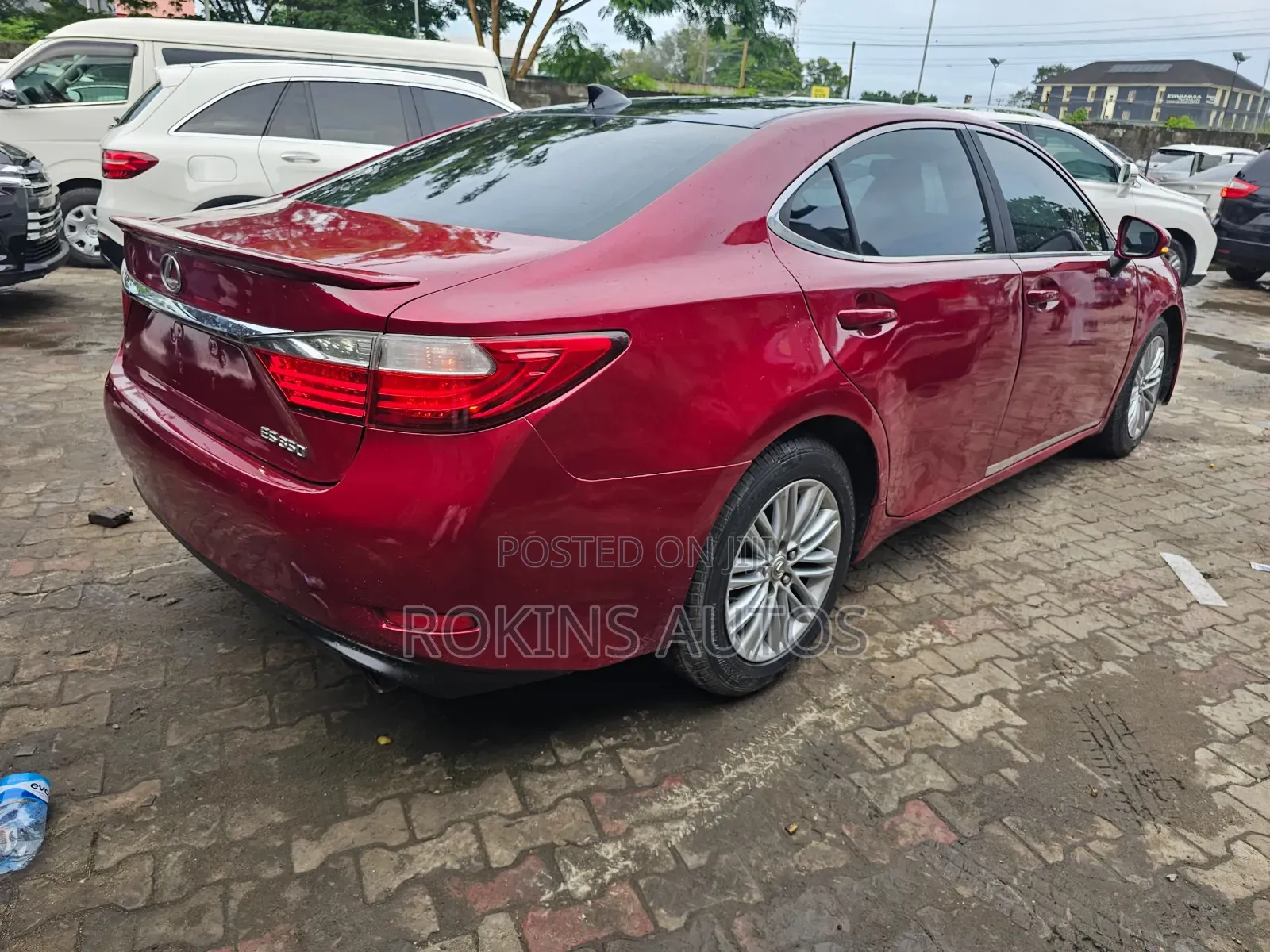 Lexus ES 350 FWD 2015 Red