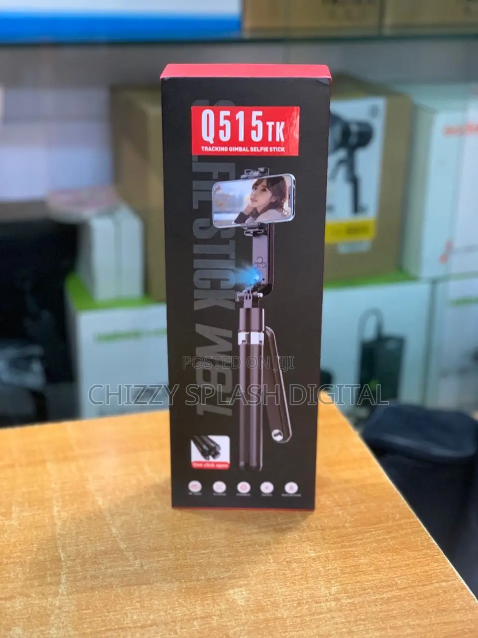 Q515tk Tracking Gimbal Selfie Tripod