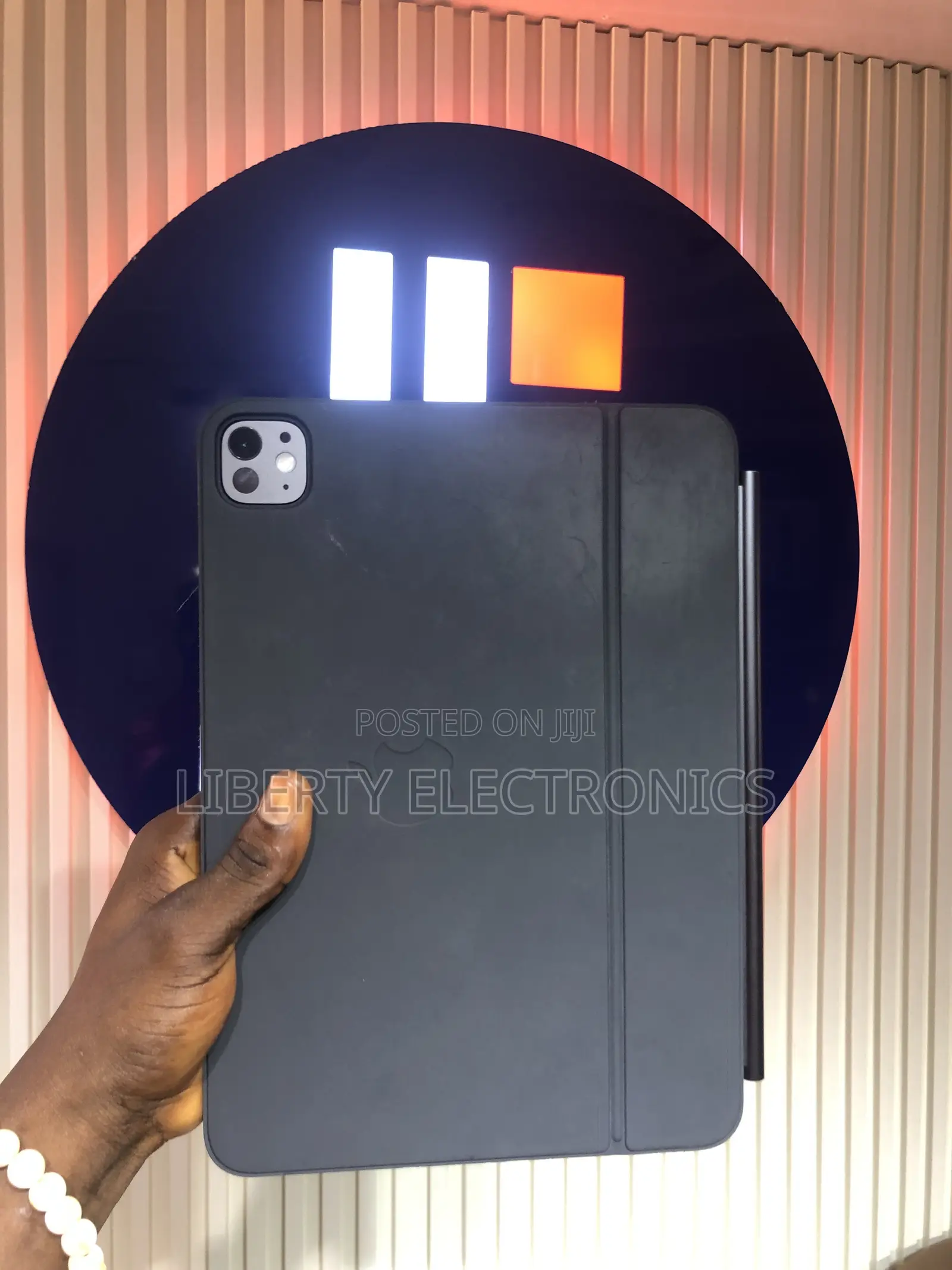 Apple iPad Pro 11 (2025) 256 GB Gray