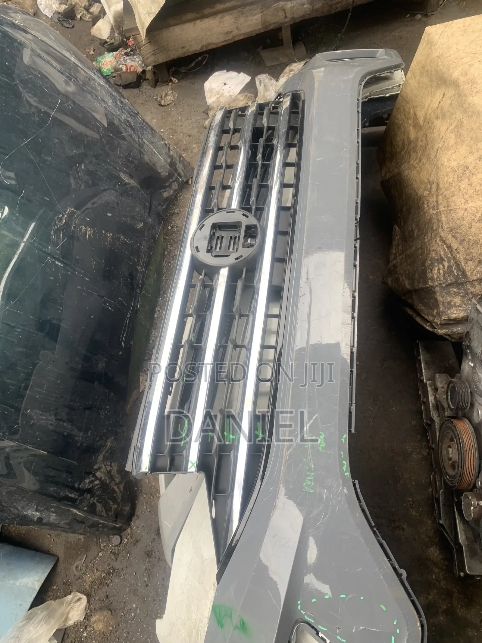 Volkswagen Atlas Front Bumper and Grill