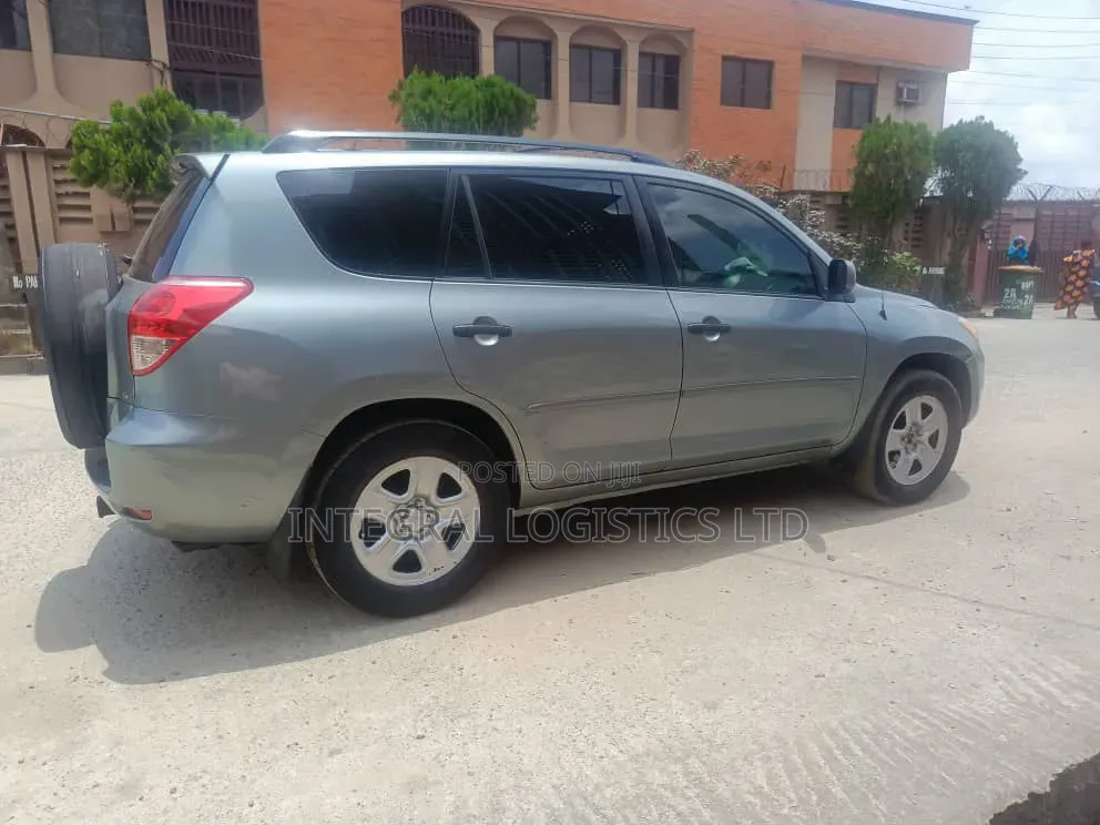 Toyota RAV4 2007 Brown