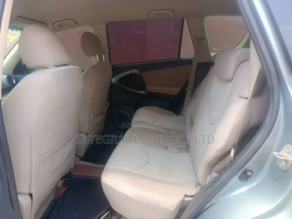 Toyota RAV4 2007 Brown