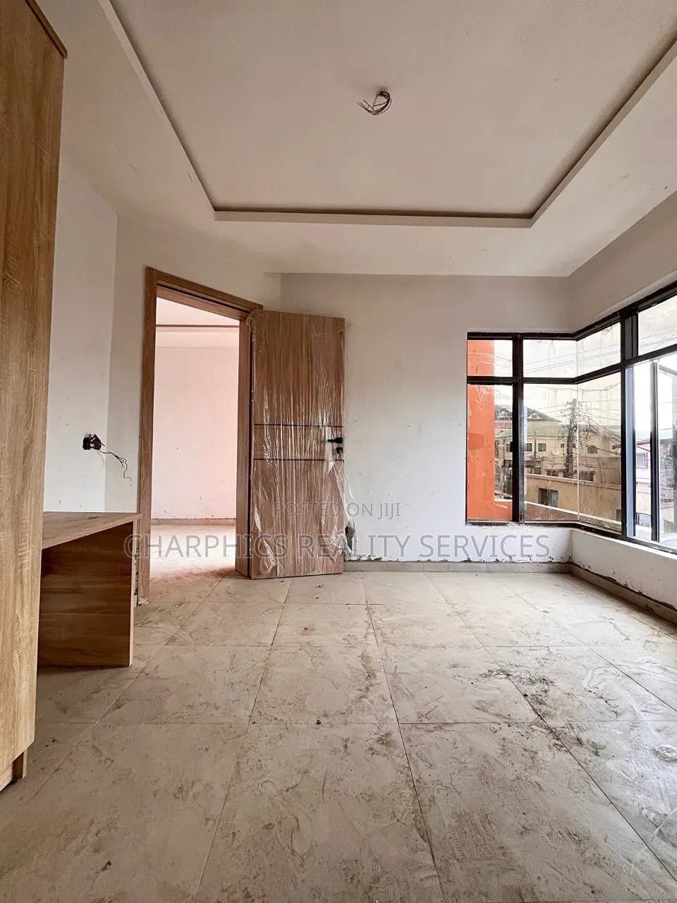 4bdrm Duplex in Mende for sale