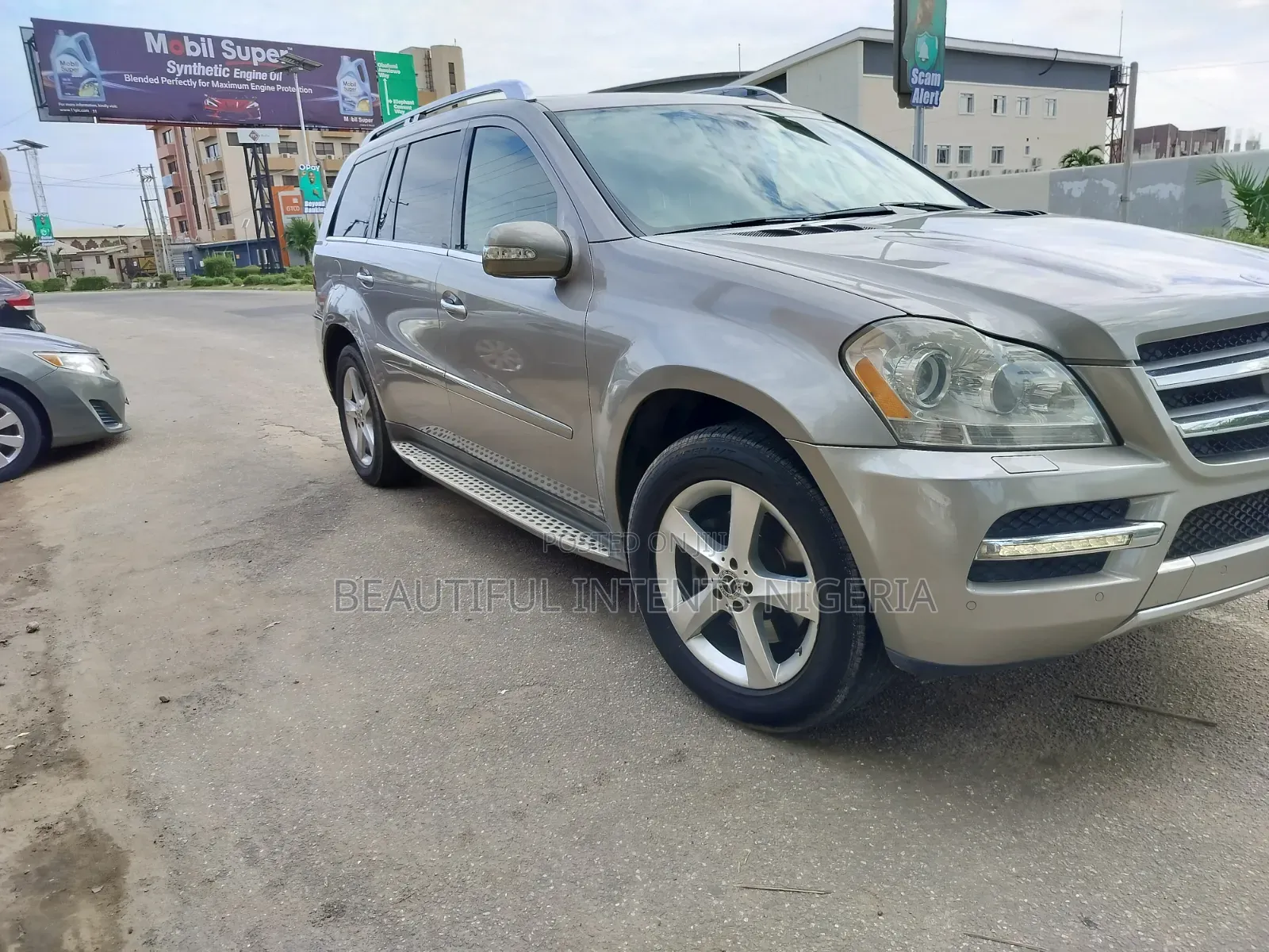Mercedes-Benz GL-Class GL 450 2007 Gold