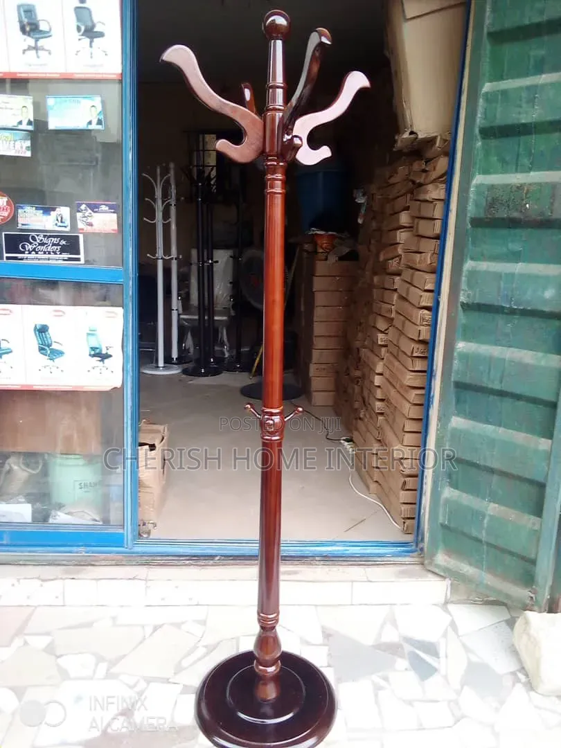 Executive Wooden Suet Hanger