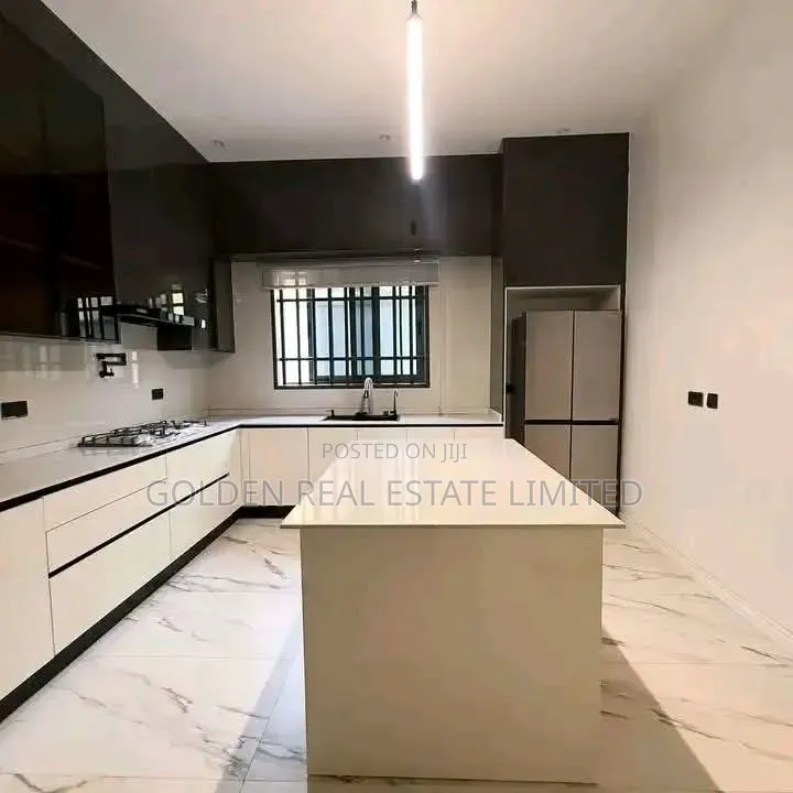 Furnished 3bdrm Duplex in Katampe Extension for sale