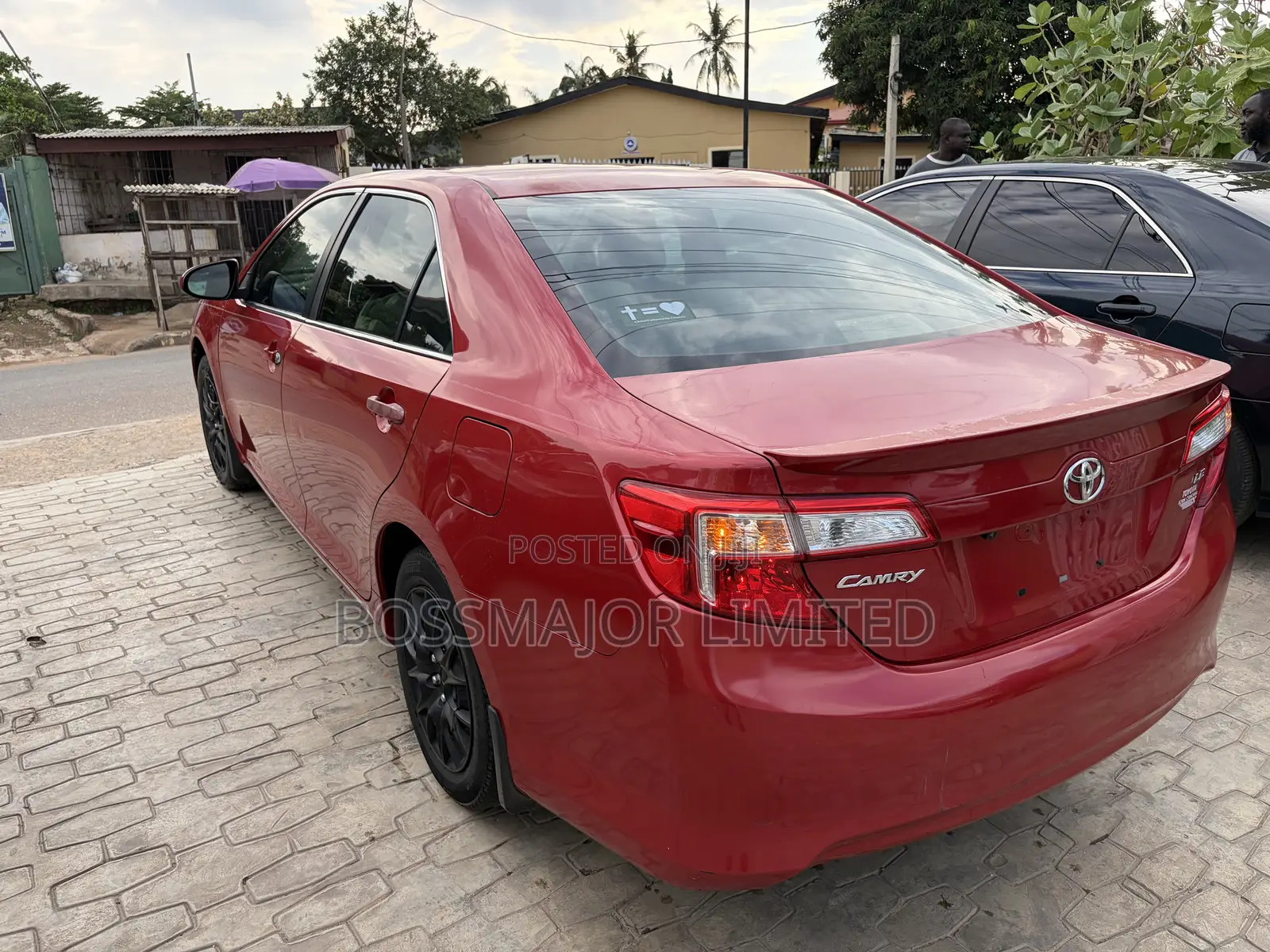 Toyota Camry LE 4dr Sedan (2.5L 4cyl 6A) 2013 Red
