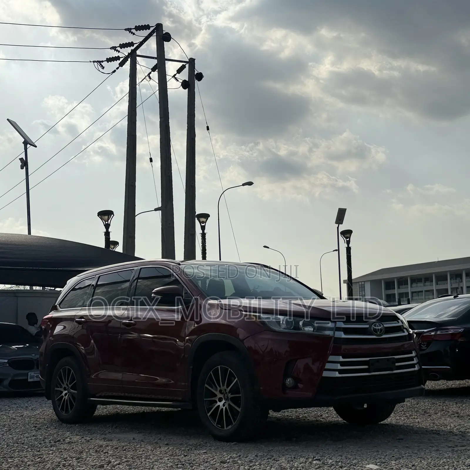 Toyota Highlander 2017 Red