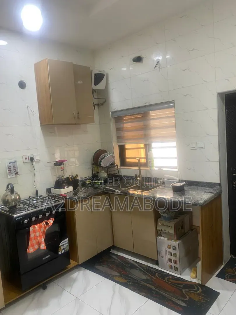 Furnished 4bdrm Duplex in Bode Thomas for rent
