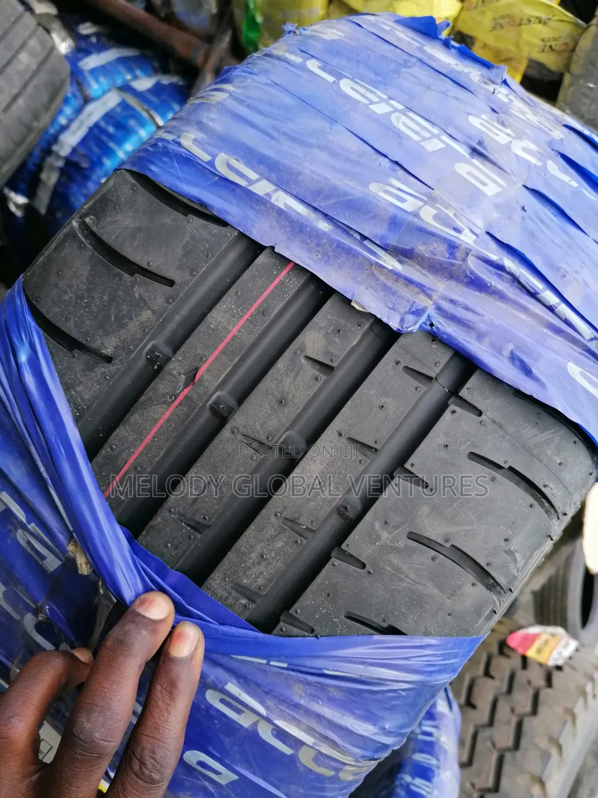 255/30r21 Accelera Tyre Made in Indonesia