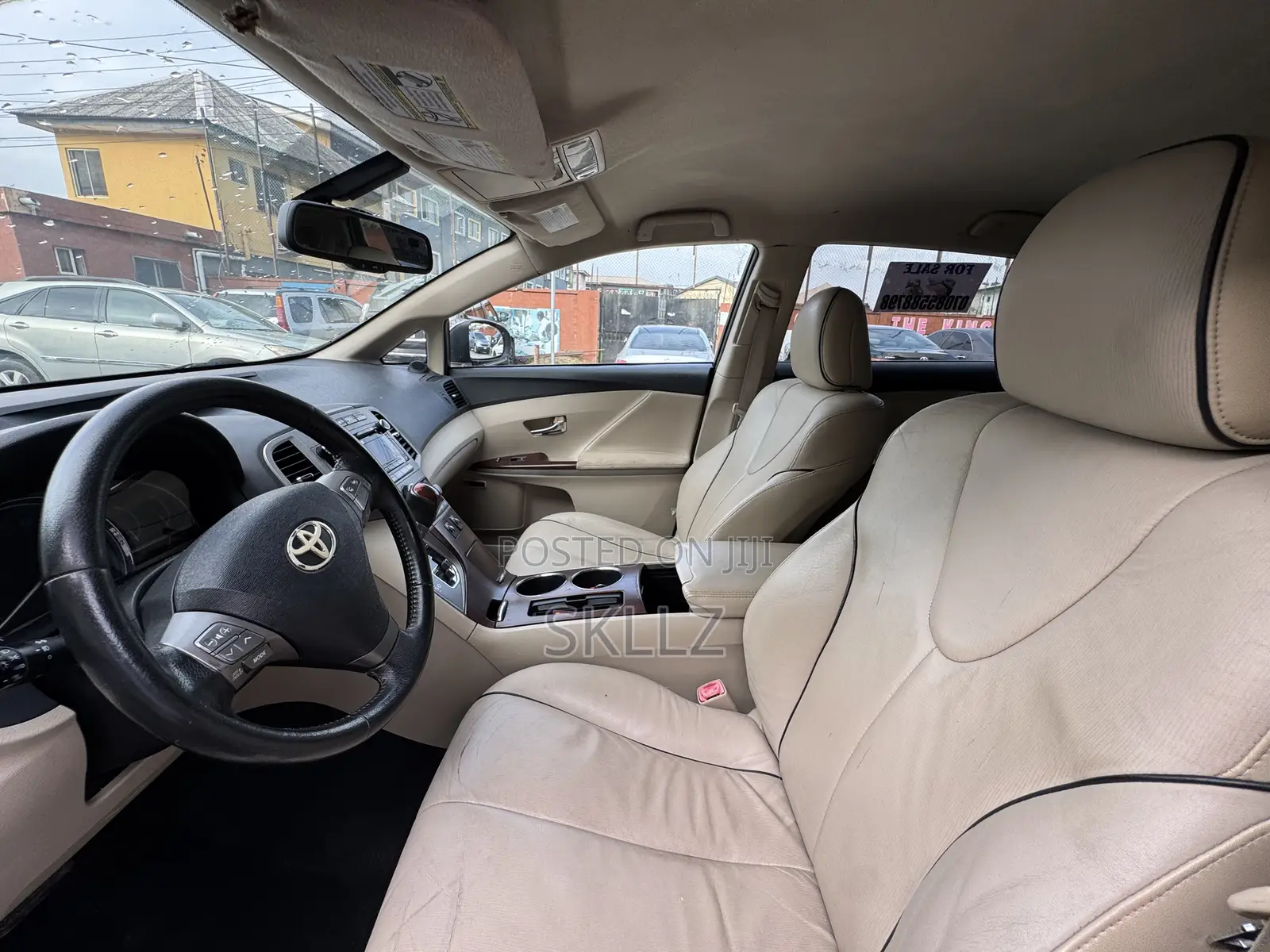 Toyota Venza XLE 2010 Brown