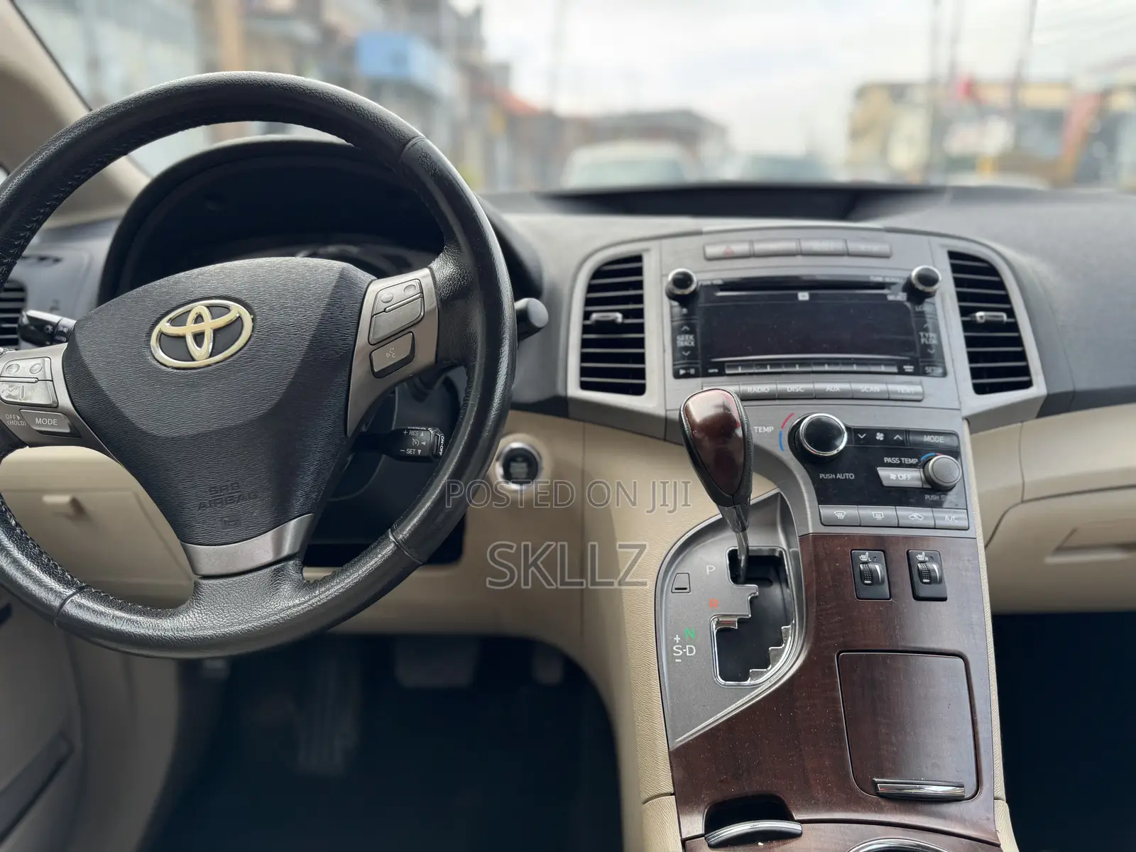 Toyota Venza XLE 2010 Brown