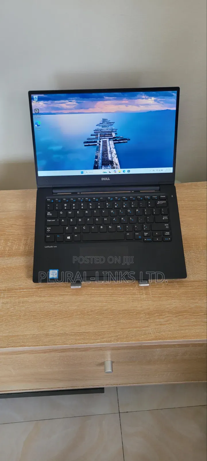 Laptop Dell Latitude 13 7370 8GB Intel Core M SSD 256GB