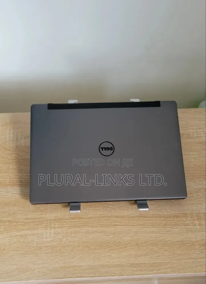 Laptop Dell Latitude 13 7370 8GB Intel Core M SSD 256GB